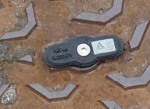 inuseblack inuseblack